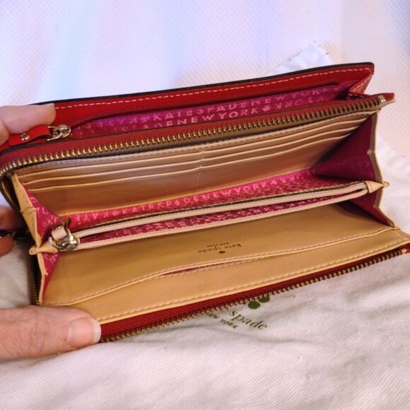 Kate Spade Pebbled Leather Wellesley Layton Wallet Wristlet in Pill Box Red, EUC - Picture 7 of 10